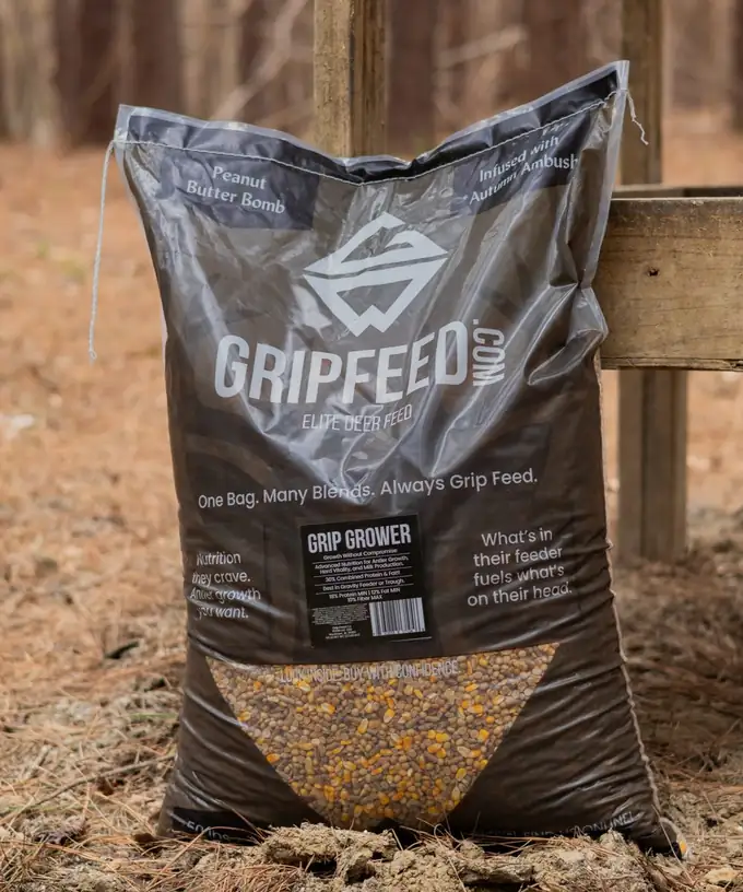 Grip Grower deer feed — 50 lb bag of whole corn, roasted soybeans and protein pellets